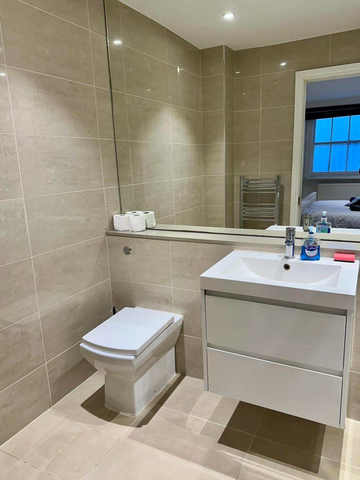 London Regent Studio Apartments Exterior photo